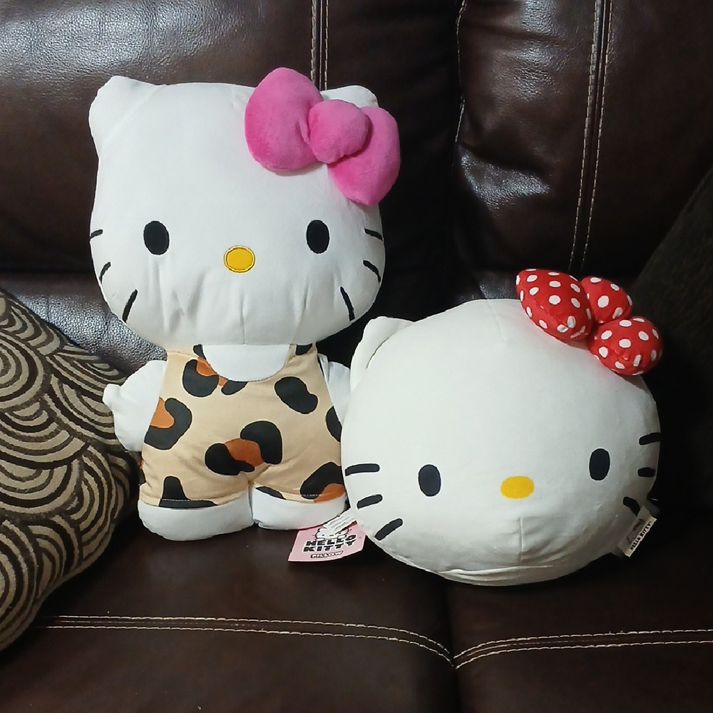 Hello Kitty Plush Toy Set - Pink and White